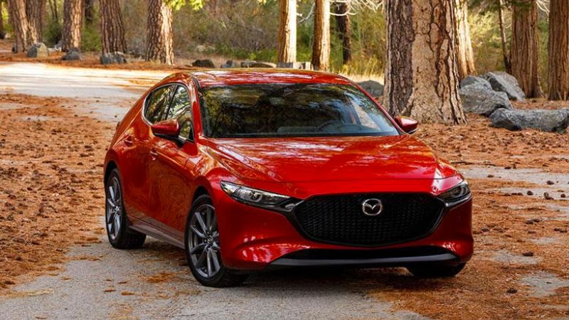Có nên mua Mazda 3 cũ không? Ưu và nhược điểm khi mua